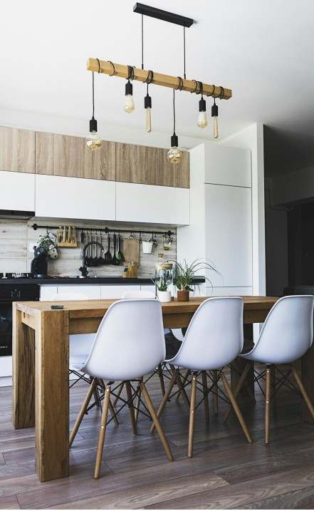 Regal aus Massivholz